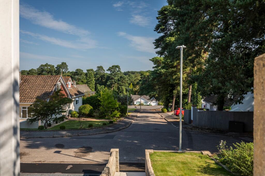 Additional image 27 of Woodleaze Close, Broadstone, Dorset, BH18