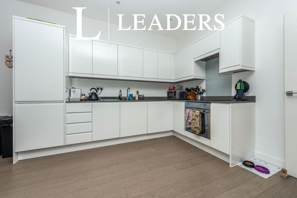 Additional image 7 of Ziggurat House