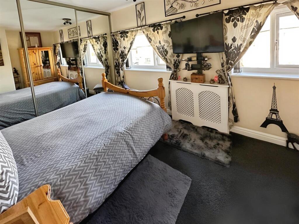 Additional image 20 of Mount Grove, Bradford, BD2 2JL