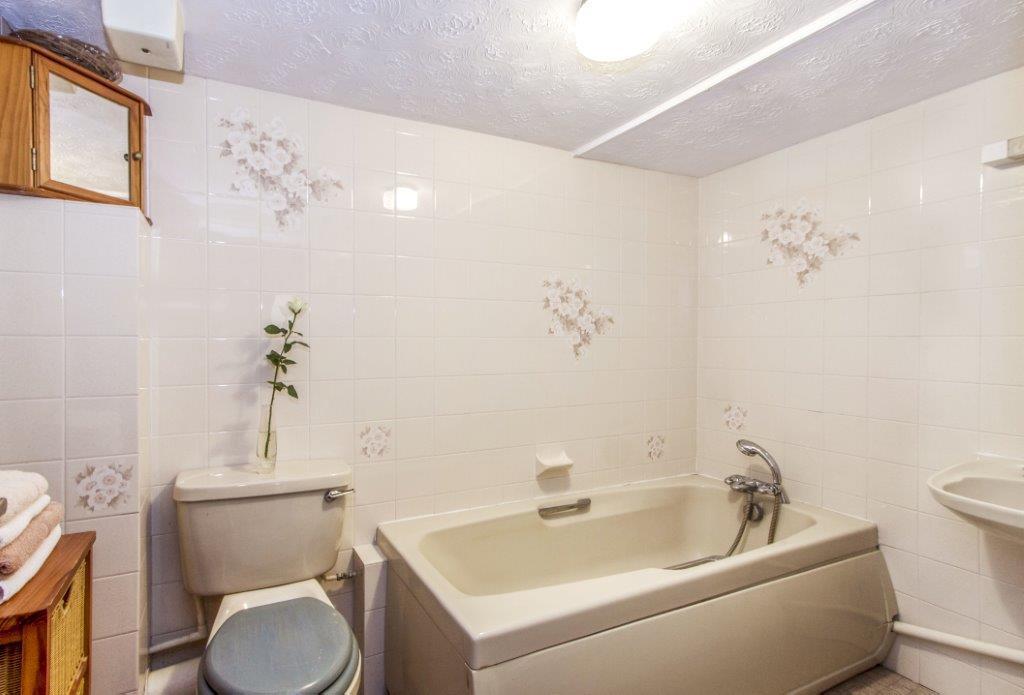 Additional image 14 of Sea View Road, Highcliffe, Christchurch