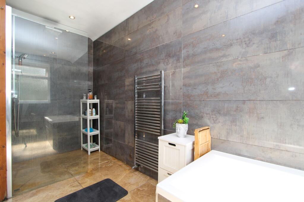 Additional image 23 of Green Lanes, Wylde Green, B73