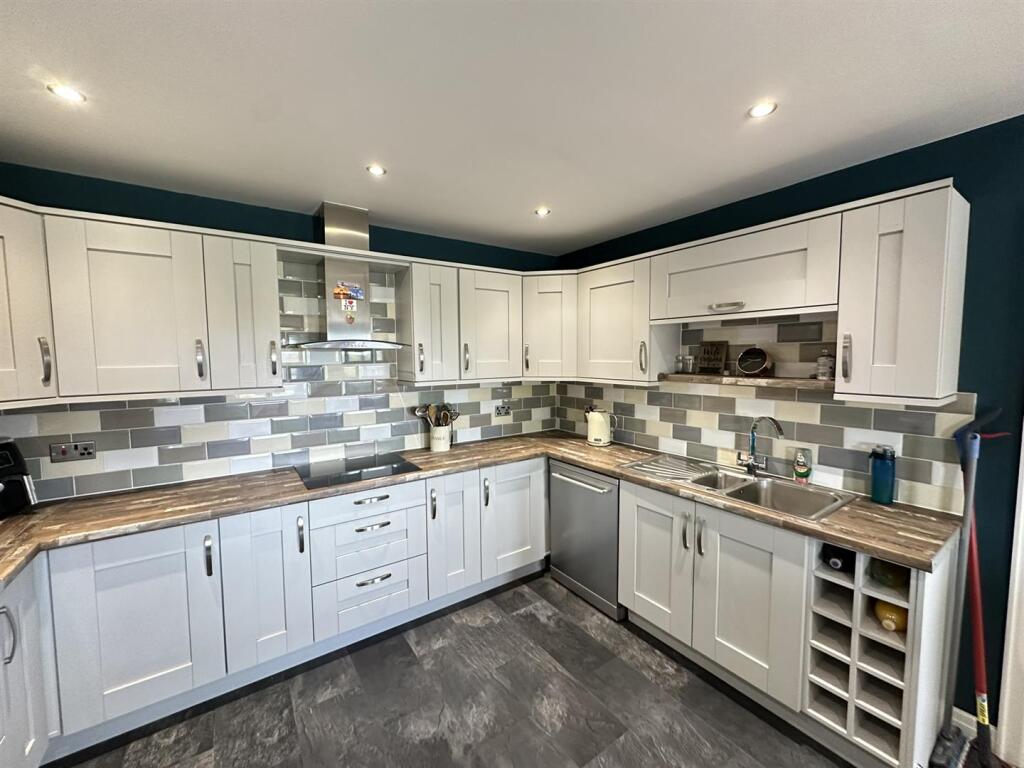 Additional image 13 of Box Tree Grove, Keighley