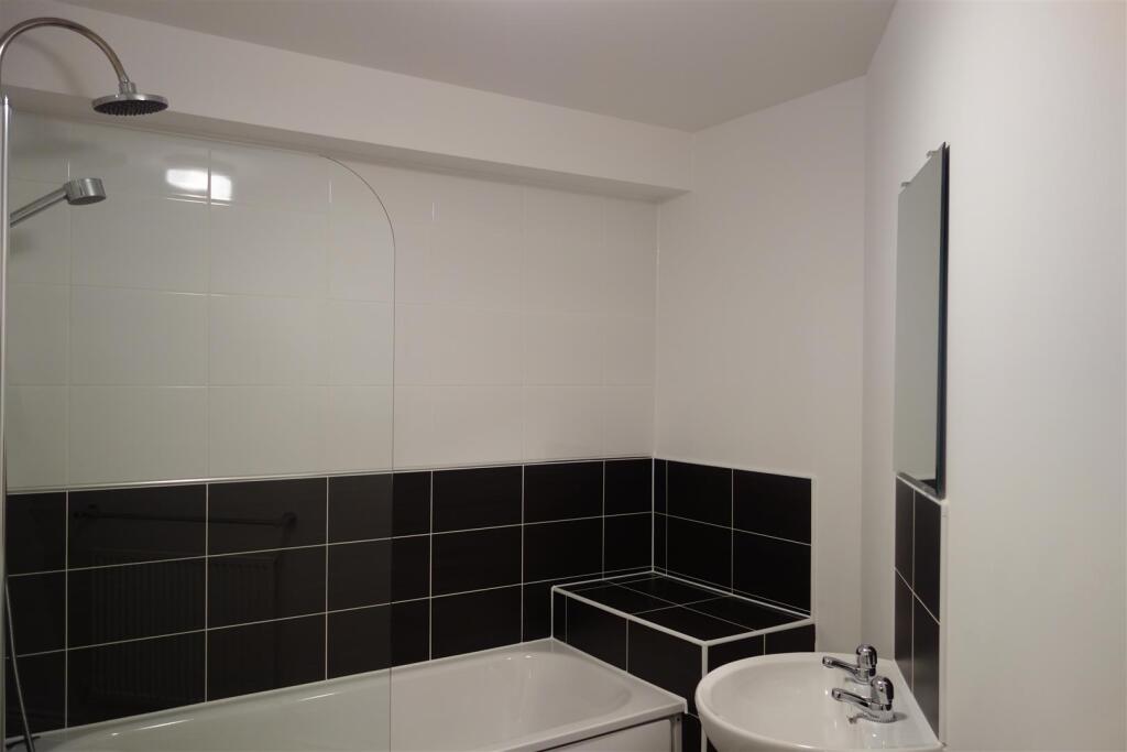 Additional image 9 of 35 Avery Court Wharf Lane Solihull B91 2NG