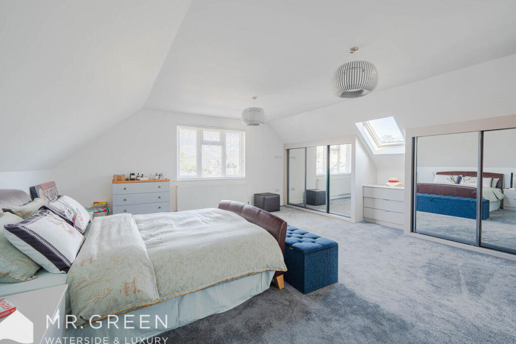 Additional image 18 of Essex Avenue, West Christchurch, BH23 2SF