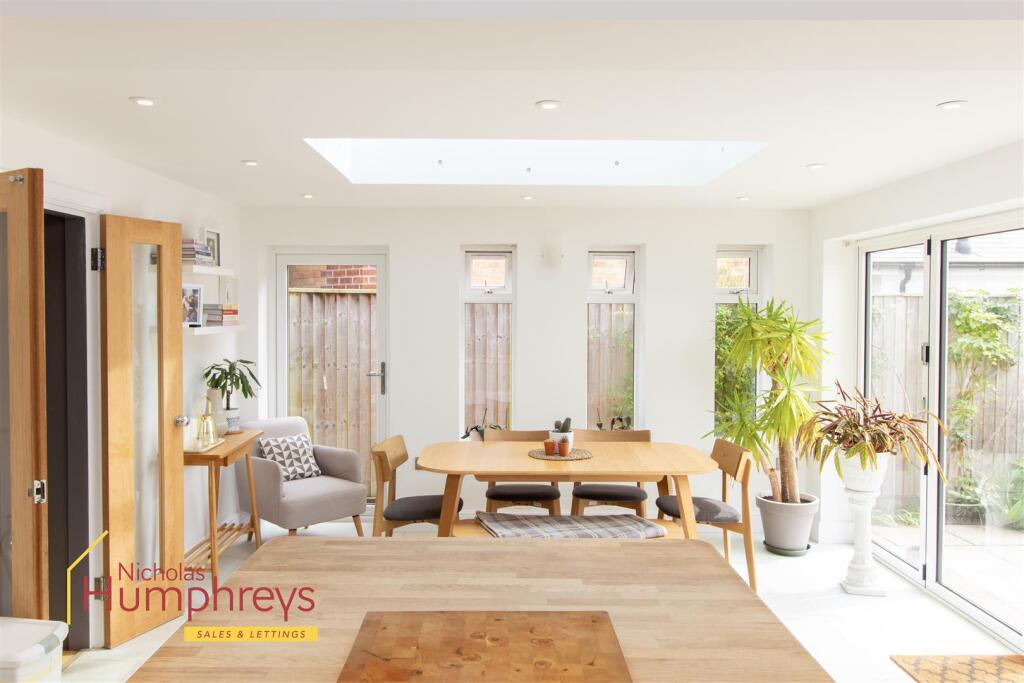 Additional image 4 of Wimborne Road, Colehill