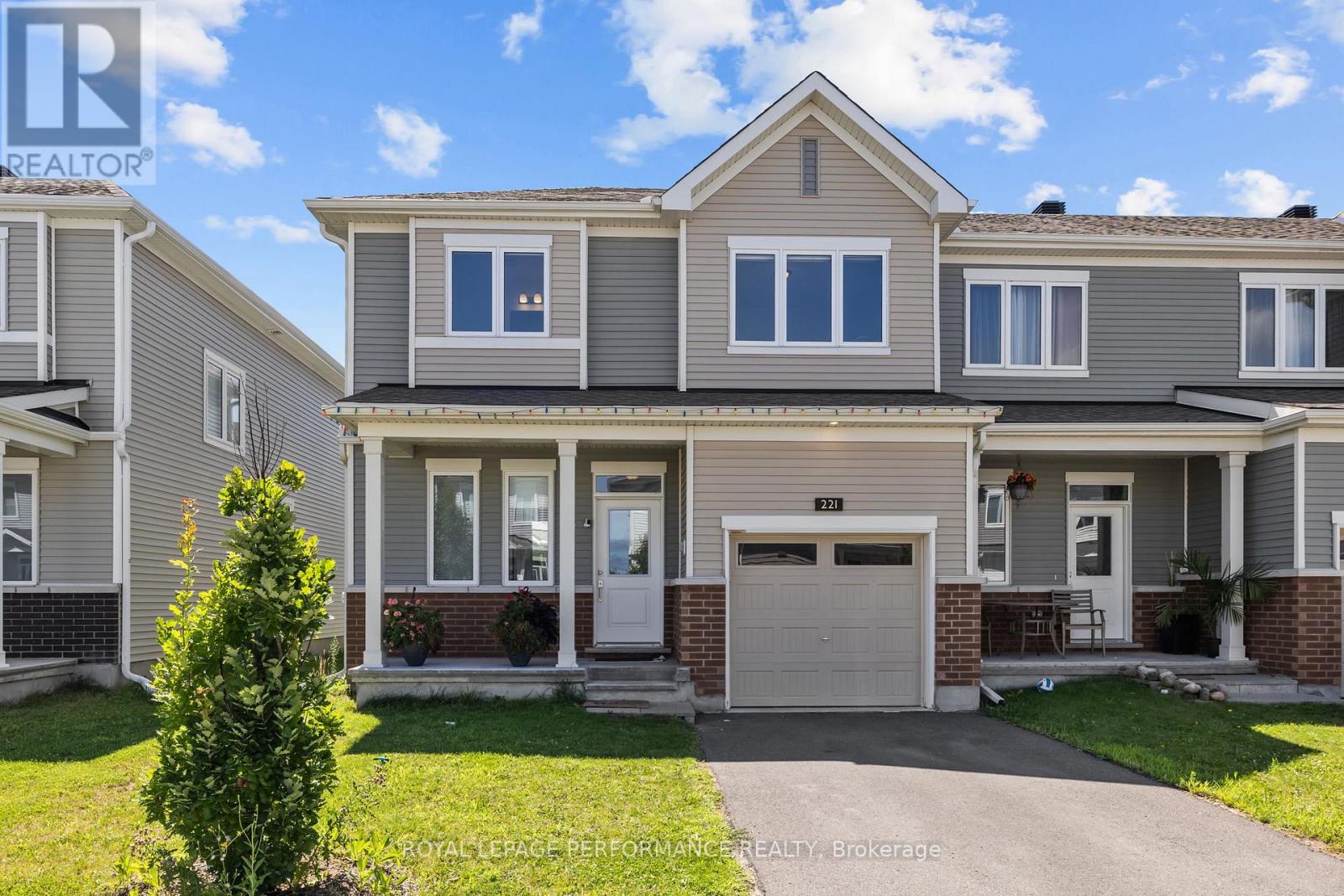221 ARGONAUT CIRCLE|Ottawa, Ontario K1W0M4
