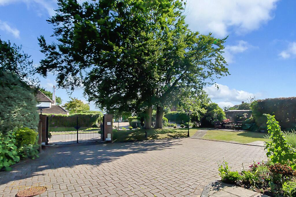 Additional image 12 of Sea Lane, East Preston, BN16