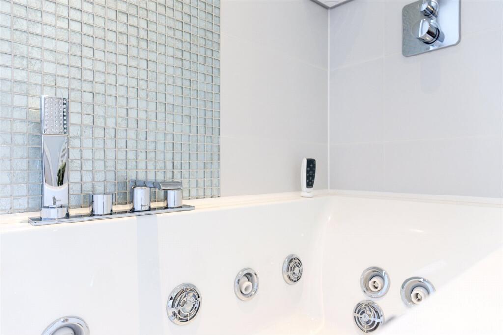 Additional image 15 of Durley Gardens, Bournemouth, Dorset, BH2