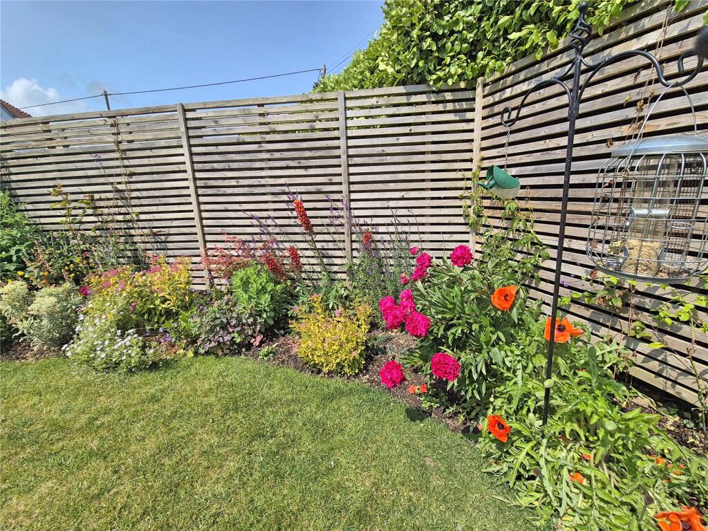 Additional image 24 of Barton Court Avenue, Barton on Sea, New Milton, Hampshire, BH25