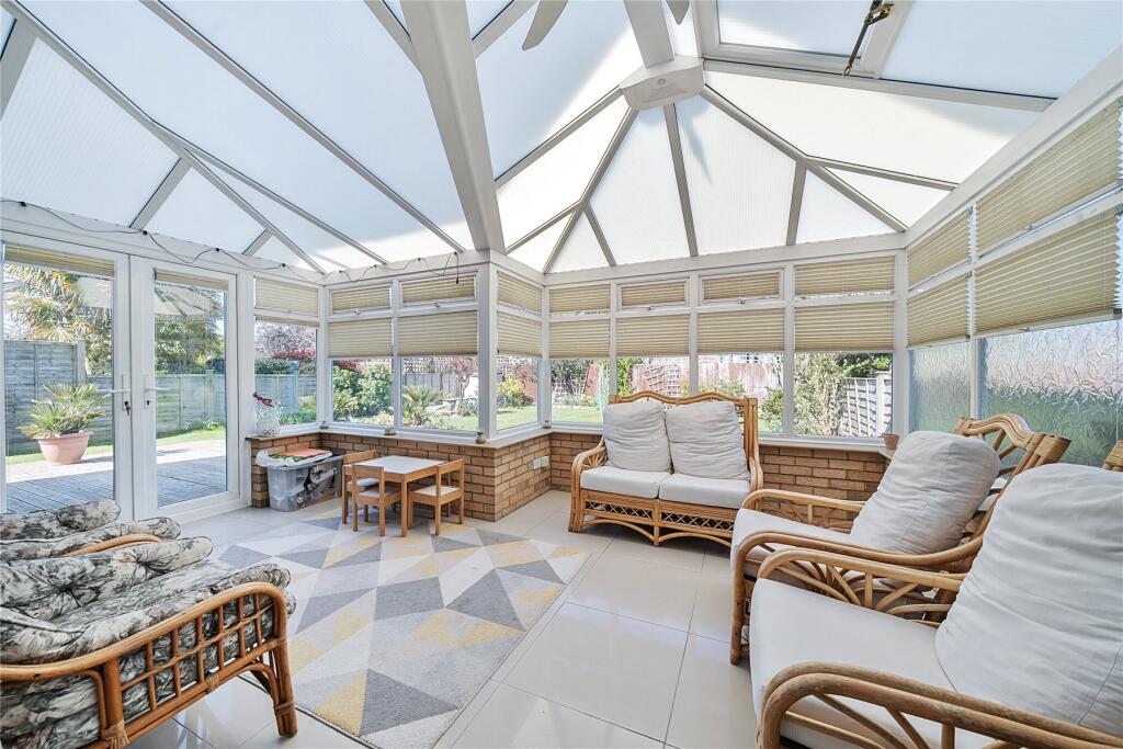 Additional image 6 of Earlswood Park, New Milton, Hampshire, BH25