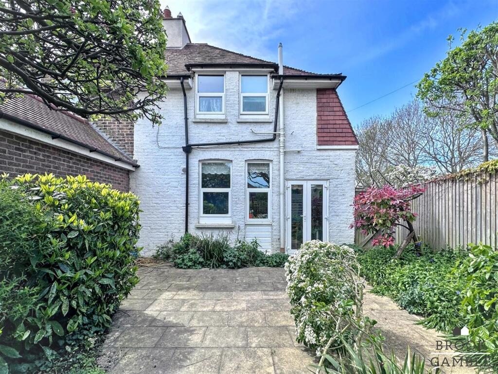 Additional image 3 of Roselands Avenue, Eastbourne