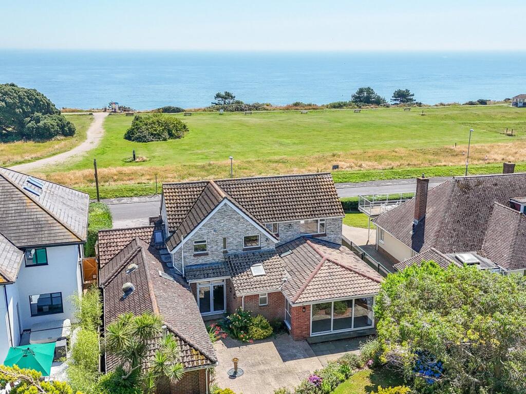 Wharncliffe Road, Highcliffe, Christchurch, BH23
