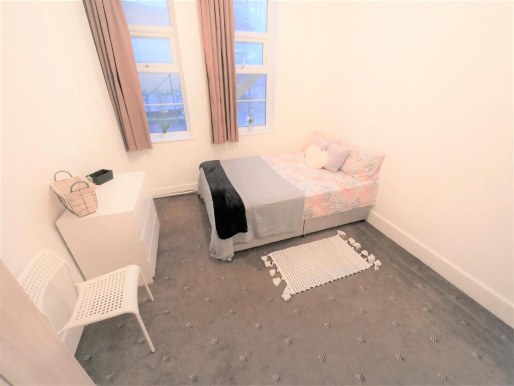 Additional image 7 of Highlands, Bournemouth, BH2