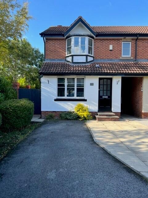18 Ashburn Close, The Meadows, Bolton, BL6 6RN