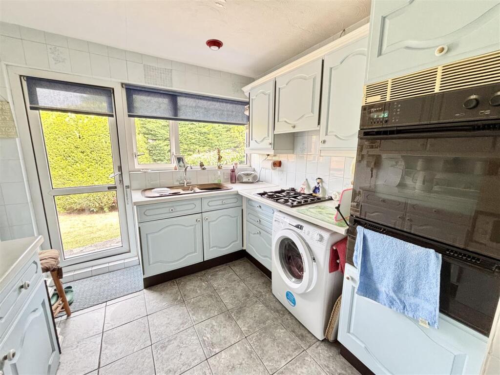 Additional image 3 of Richard Close, Upton