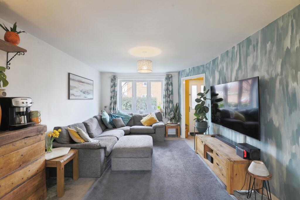 Additional image 3 of Avon Way, Alcester, B50