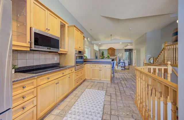 Additional image 9 of 2 Smetana Dr