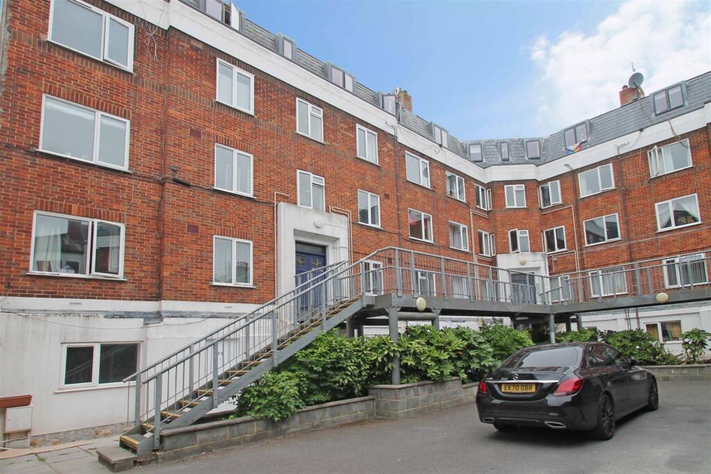 Additional image 9 of Park Crescent Place, Brighton BN2