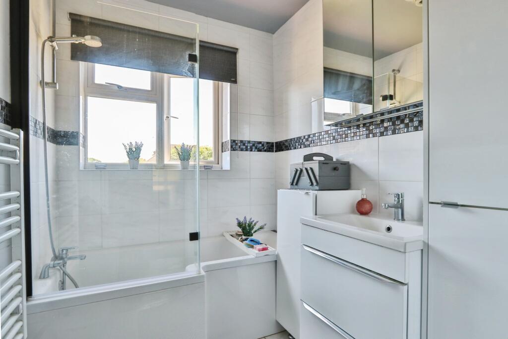 Additional image 16 of Waterloo Road, Poole, BH17