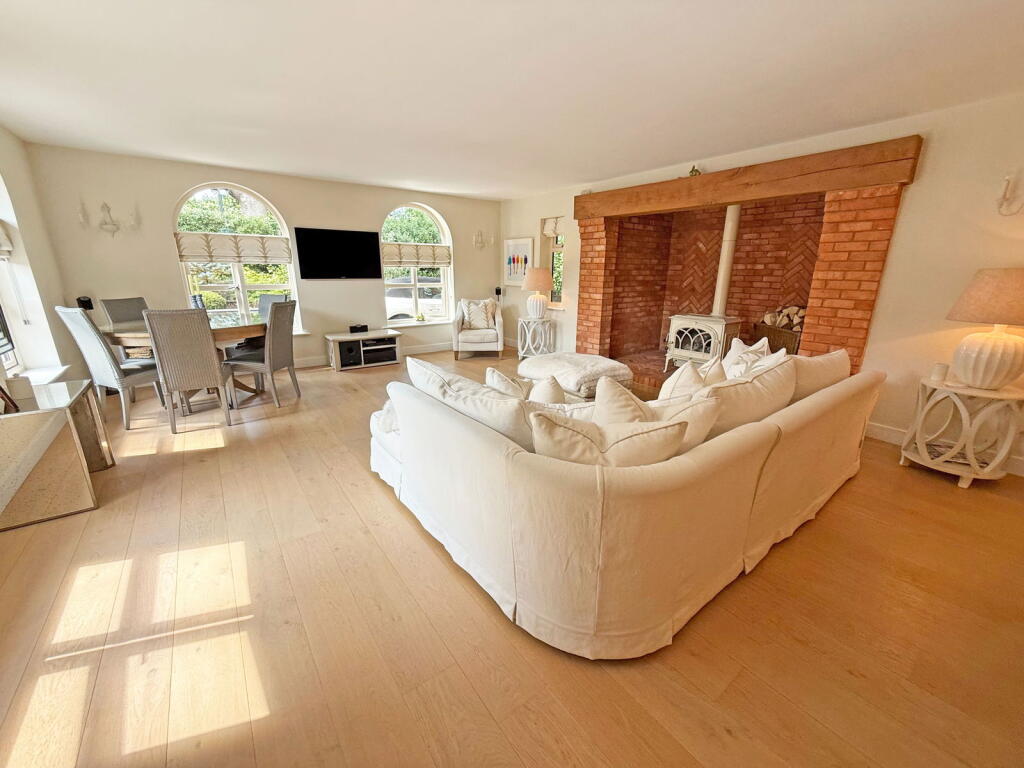 Additional image 4 of Barkers Lane, Wythall, B47 6BS