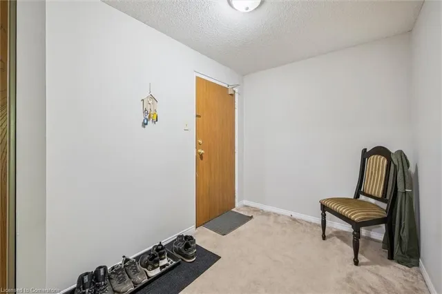 Additional image 31 of 35 Green Valley Dr Unit 402