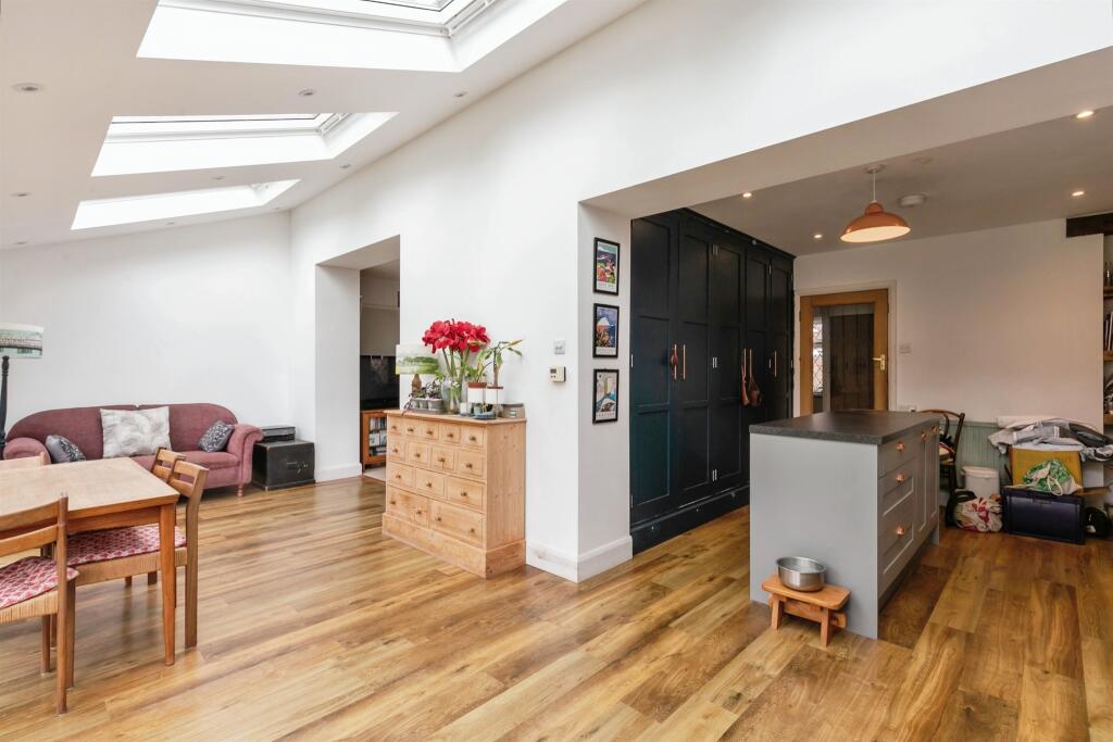 Additional image 7 of Hartfield Road, Seaford