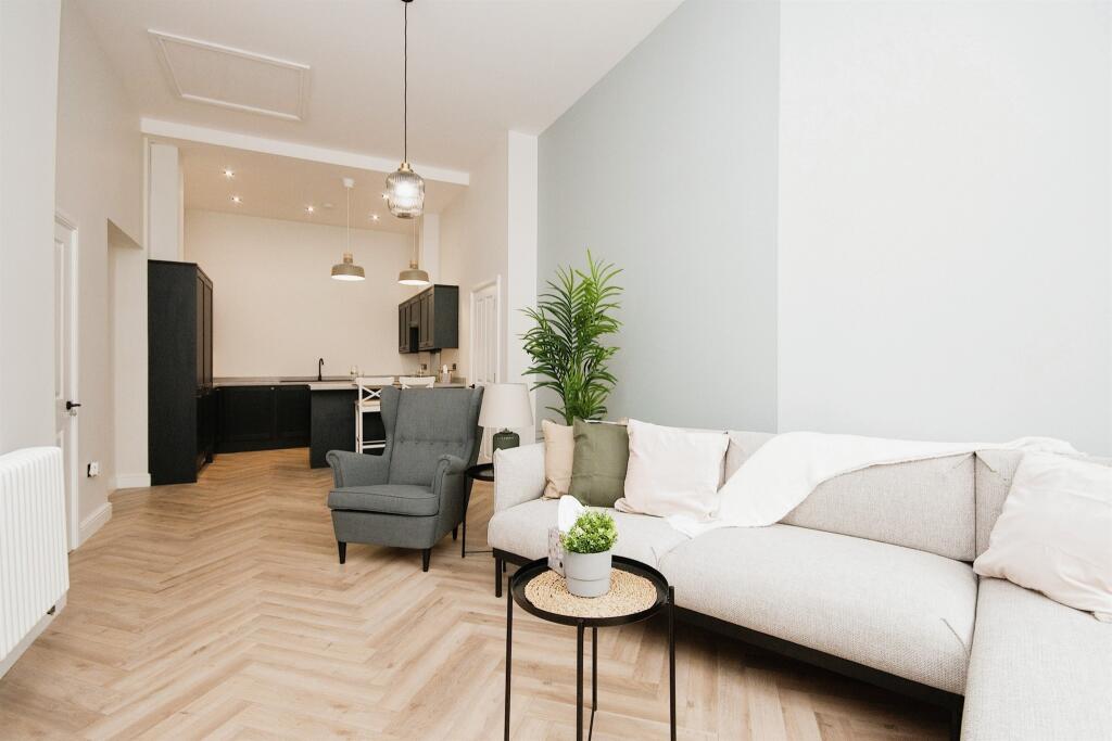 Additional image 6 of Grande Views, 25 Burlington Place, Eastbourne