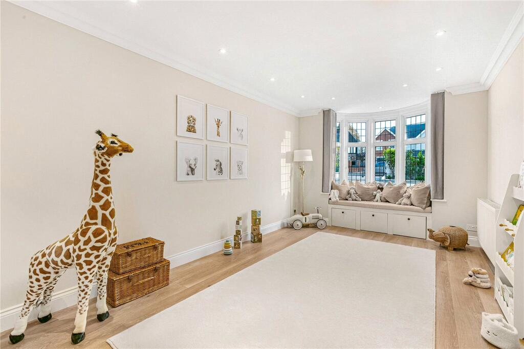 Additional image 28 of Brookmans Avenue, Brookmans Park, AL9