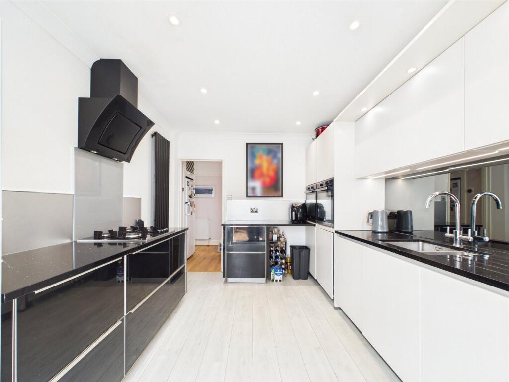 Additional image 11 of Sunnylands Avenue, Hengistbury Head, Bournemouth, Dorset, BH6