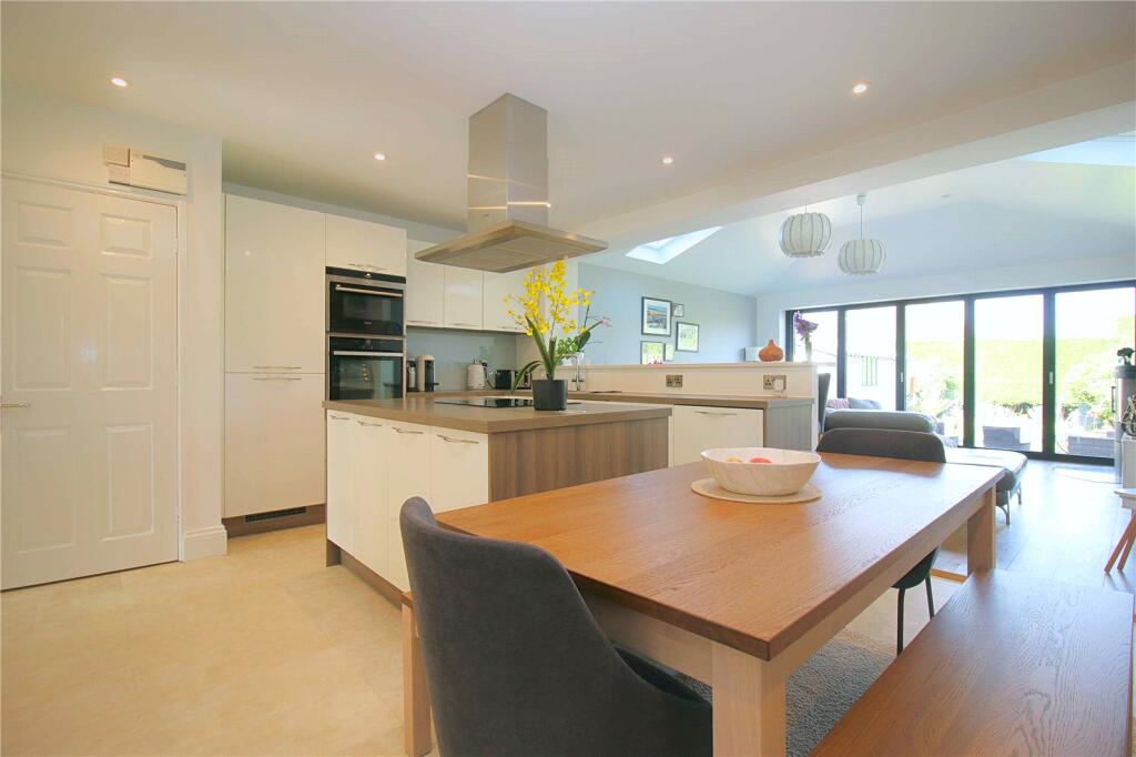 Additional image 4 of Willow Crescent, Wrose, Bradford, BD2