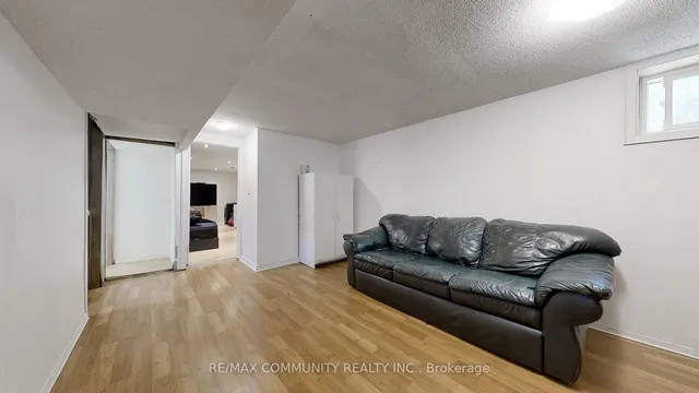 Additional image 36 of 7 Gemshaw Cres