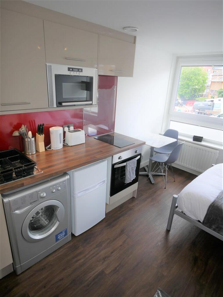 Additional image 2 of Flat 5 Hill House, Bournemouth BH1
