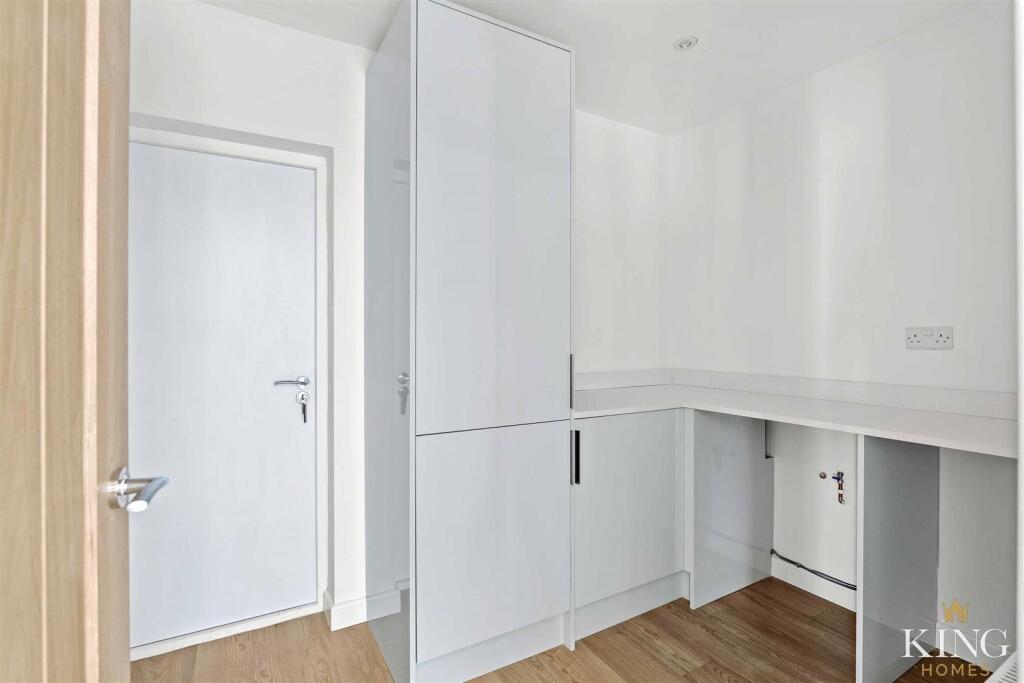 Additional image 9 of Pratts Lane, Mappleborough Green, B80 7BN