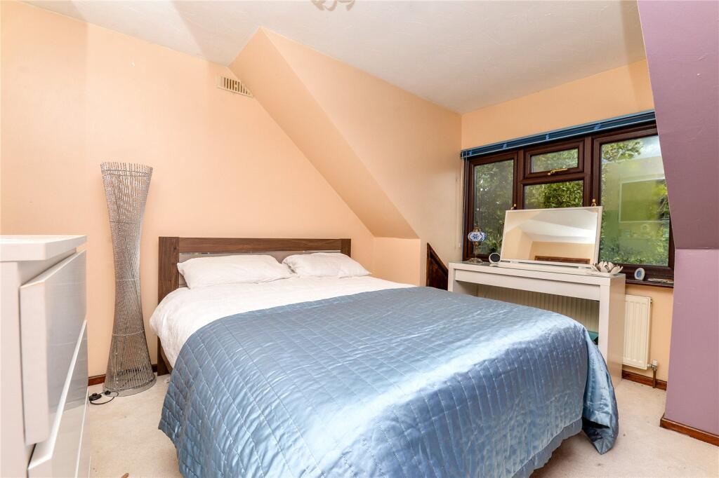 Additional image 7 of Oakwood Avenue, New Milton, Hampshire, BH25
