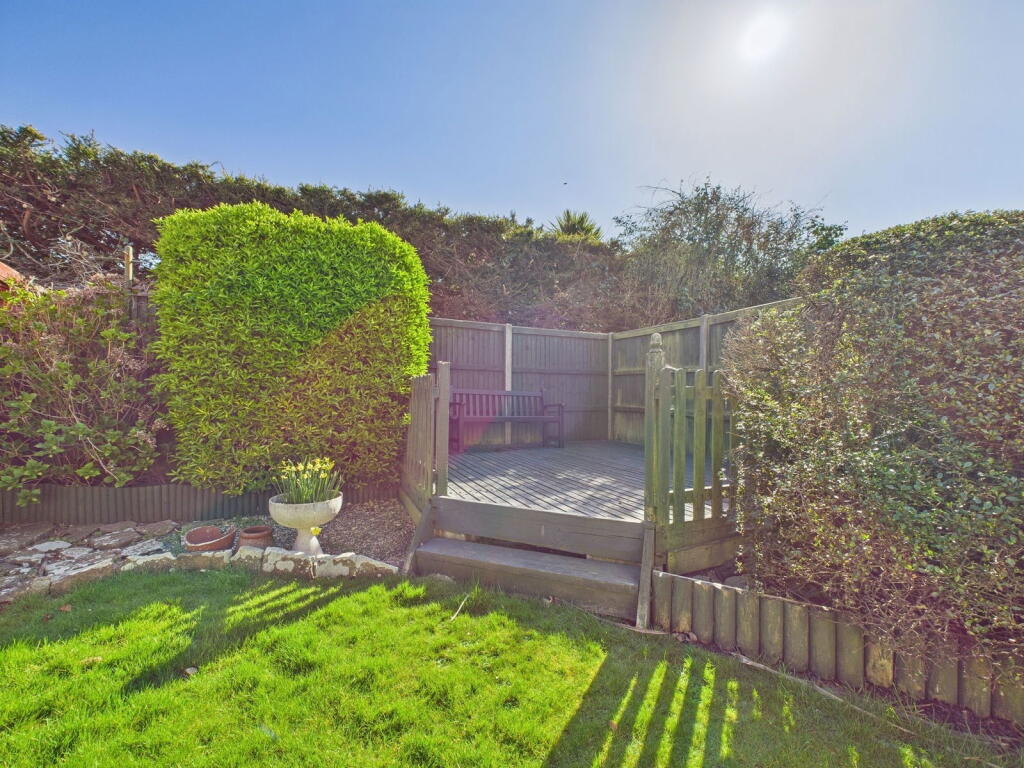 Additional image 18 of Grand Avenue, Worthing, BN11