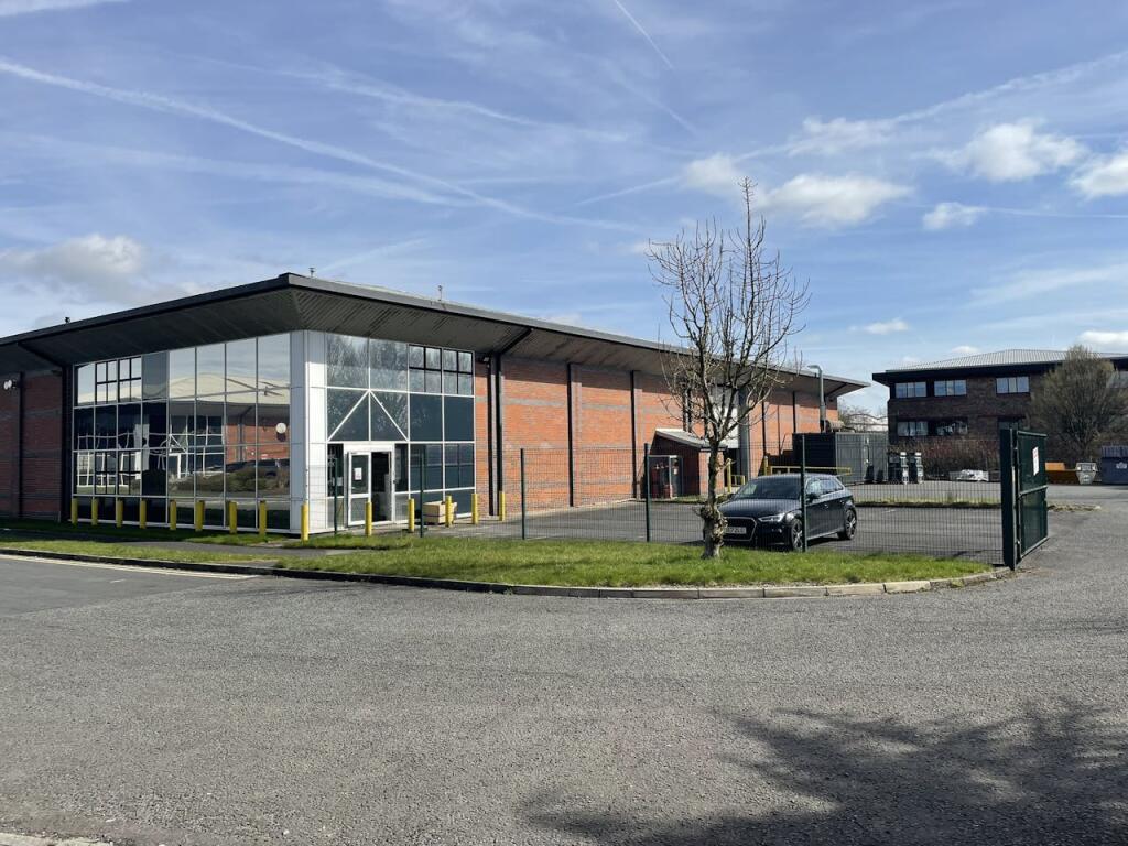 Additional image 2 of Unit 17-18 Barrs Fold Road, Wingates Industrial Estate, Bolton, BL5 3XP