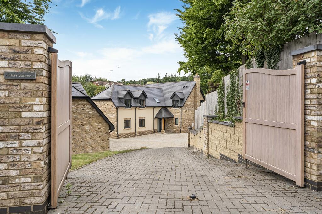 Briary Wood End, Welwyn, AL6