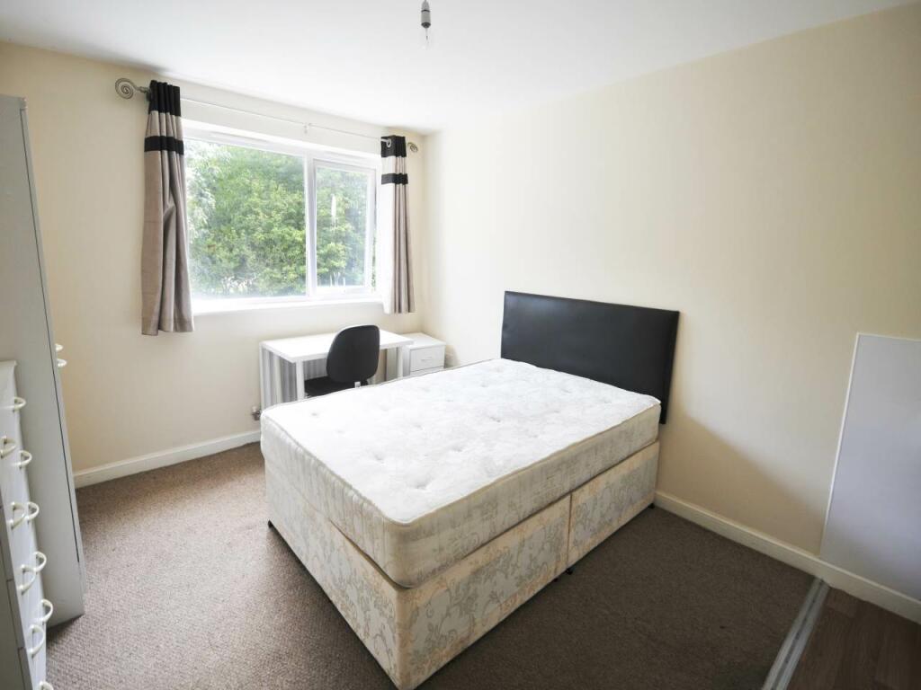Additional image 5 of Aviation Avenue, Hatfield, Hertfordshire