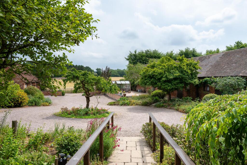 Additional image 20 of Pettiford Lane, Wootton Wawen, Henley-in-Arden, Warwickshire, B95
