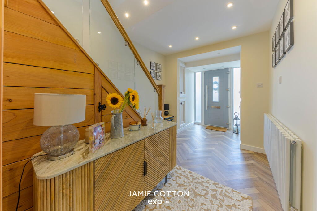 Additional image 32 of Hollybank Grove, Halesowen, B63 1BT