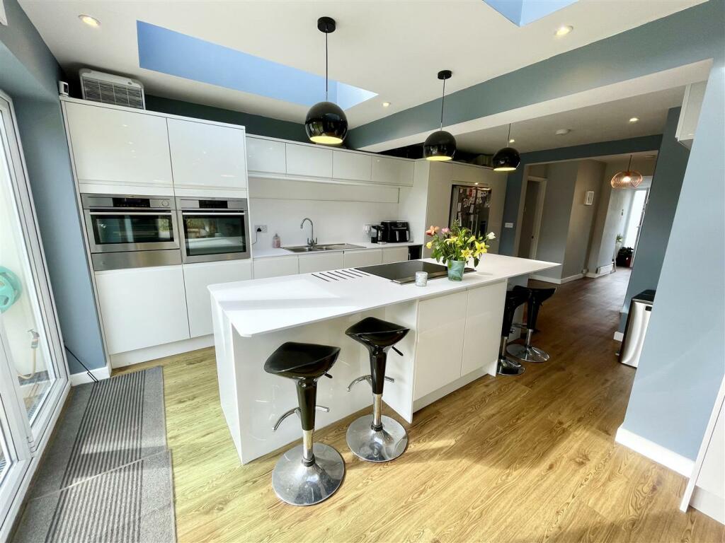 Additional image 2 of Ringwood Road, Verwood