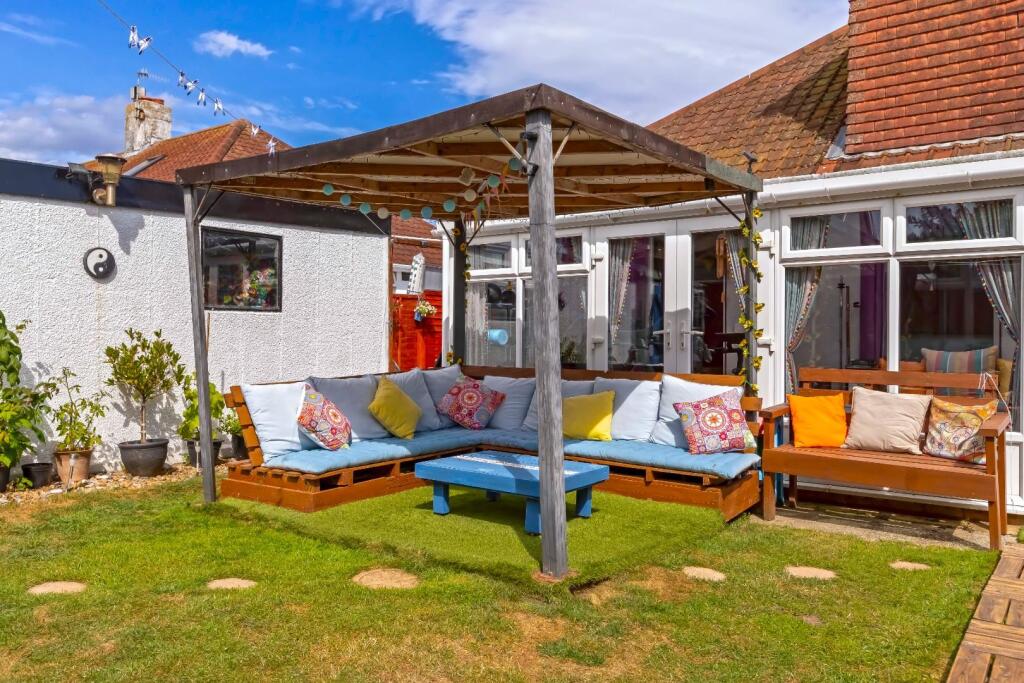 Additional image 18 of Kings close, Lancing