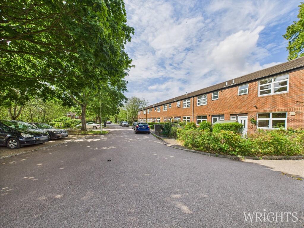 Property image for Guessens Grove, Welwyn Garden City, AL8