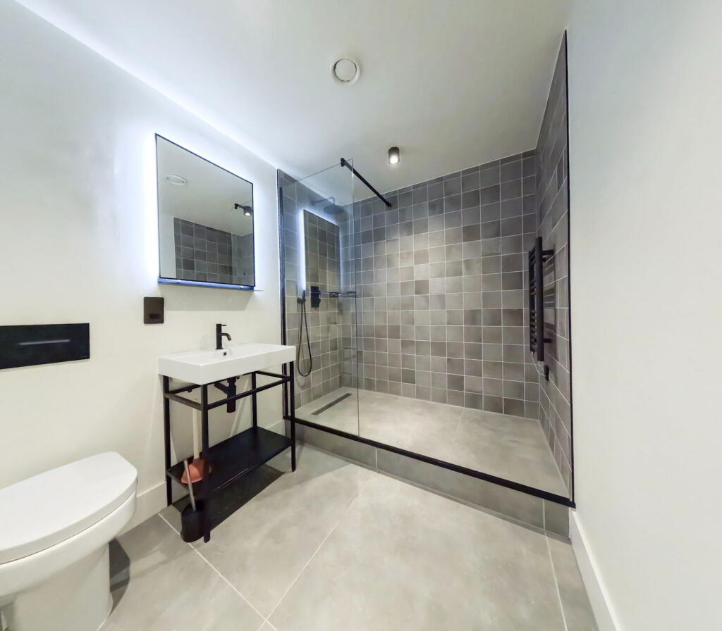 Additional image 6 of Apartment 13, Derwent House, Jewellery Quarter, Birmingham, B3 1EB
