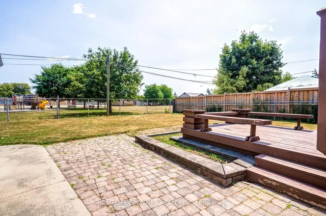 Additional image 38 of 23 Henley Cres