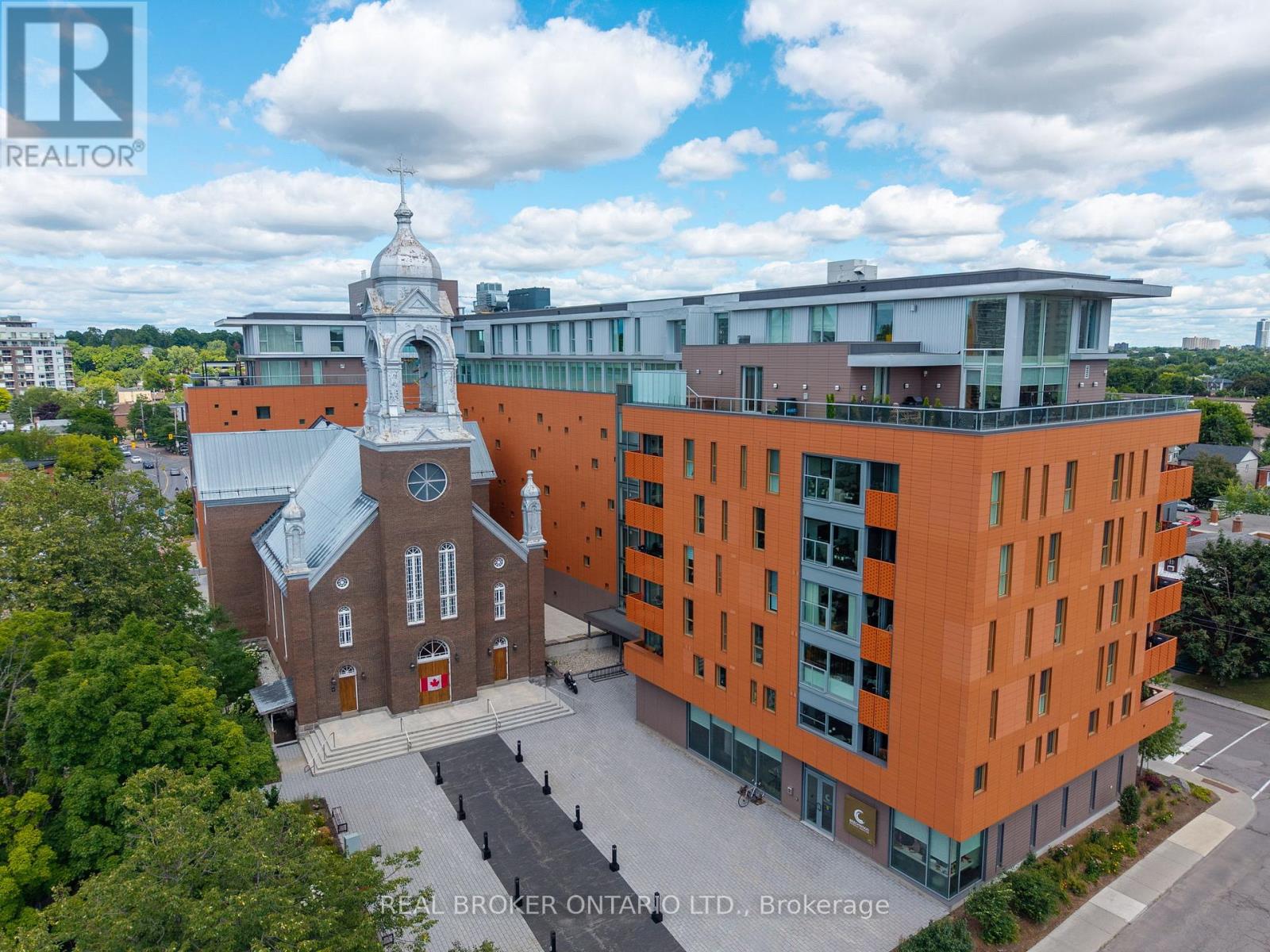 307 - 135 BARRETTE STREET|Ottawa, Ontario K1L7Z9