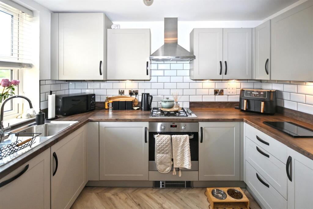 Additional image 21 of Pendine Gardens, Eastbourne