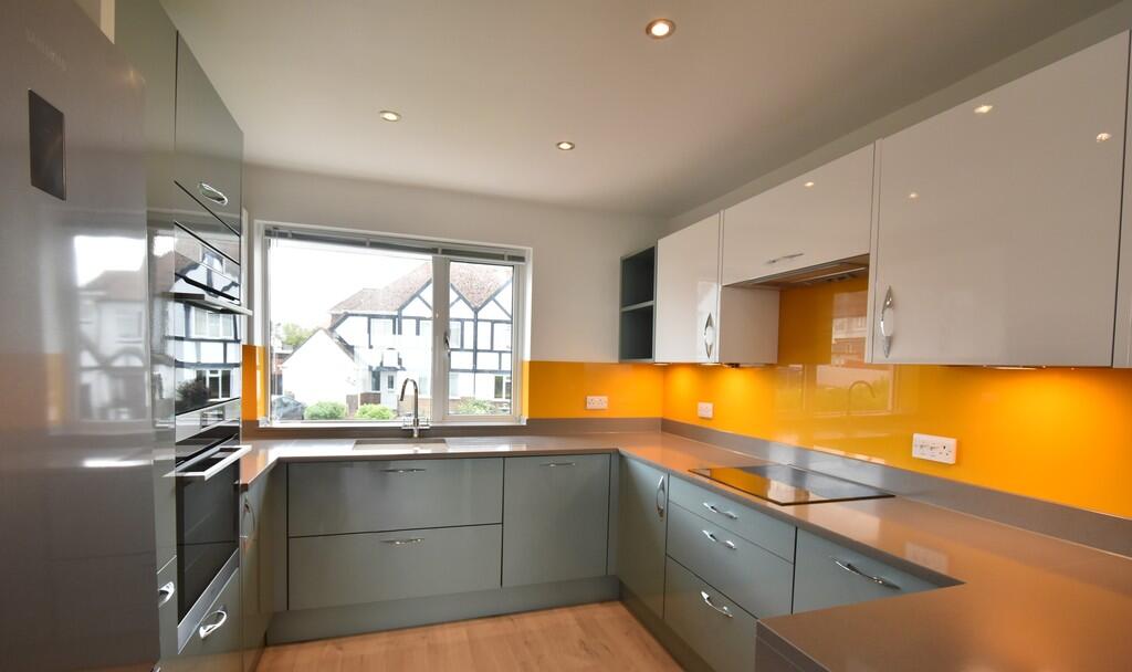 Additional image 10 of Holtview Road, Brighton