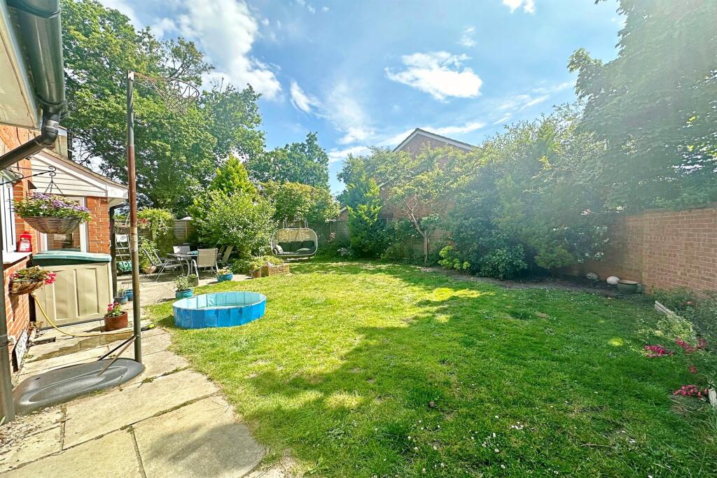 Additional image 16 of Verwood