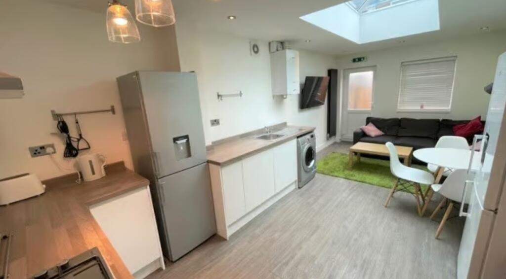 Additional image 3 of The Limes, Daisy Road, Birmingham, B16